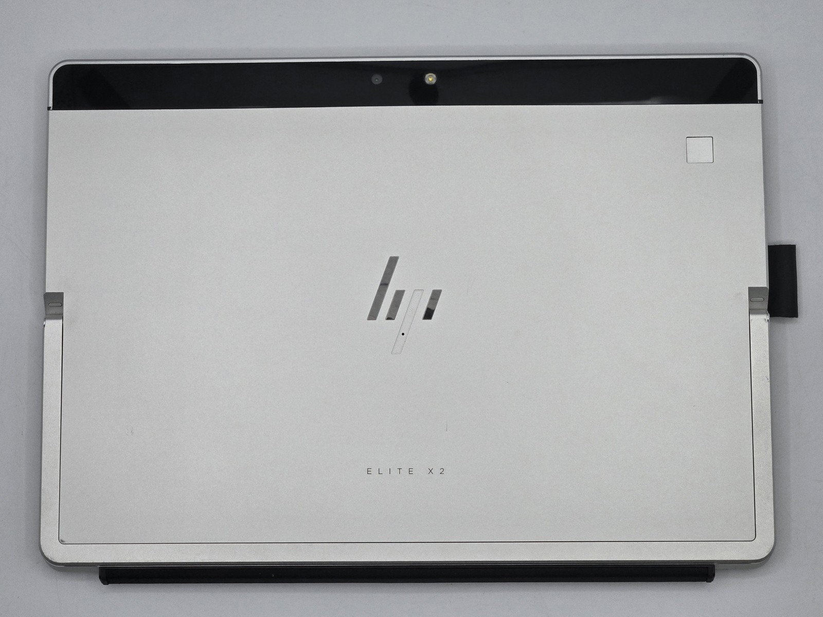HP Elite x2 1012 G2 2-in-1 12″ 2736 x 1824 Touch I3-7100U 256GB 4GB W10P *READ*