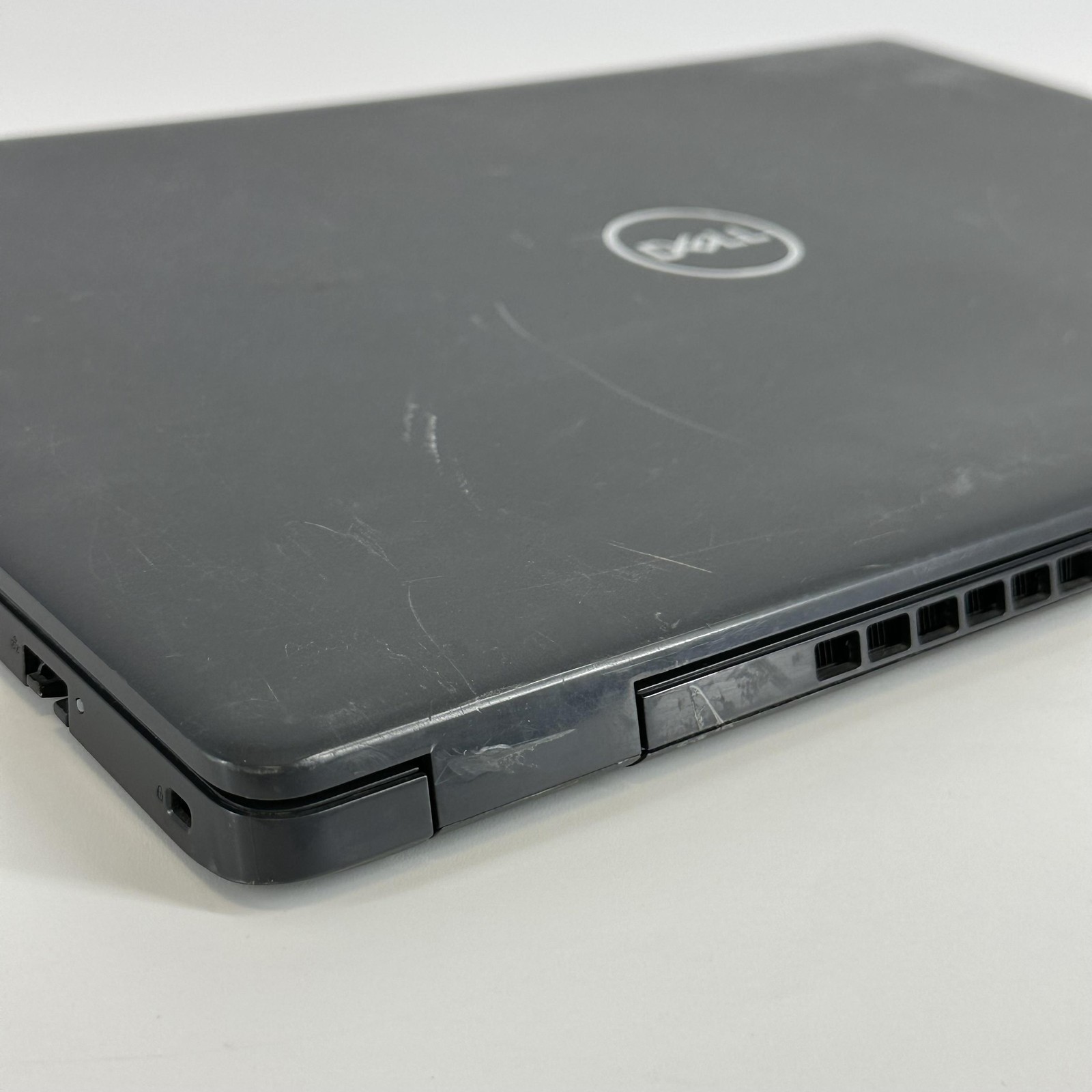 Dell Latitude 3510 15.6 Gray FHD i7-10510U 1.80GHz 16GB 256GB SSD Good