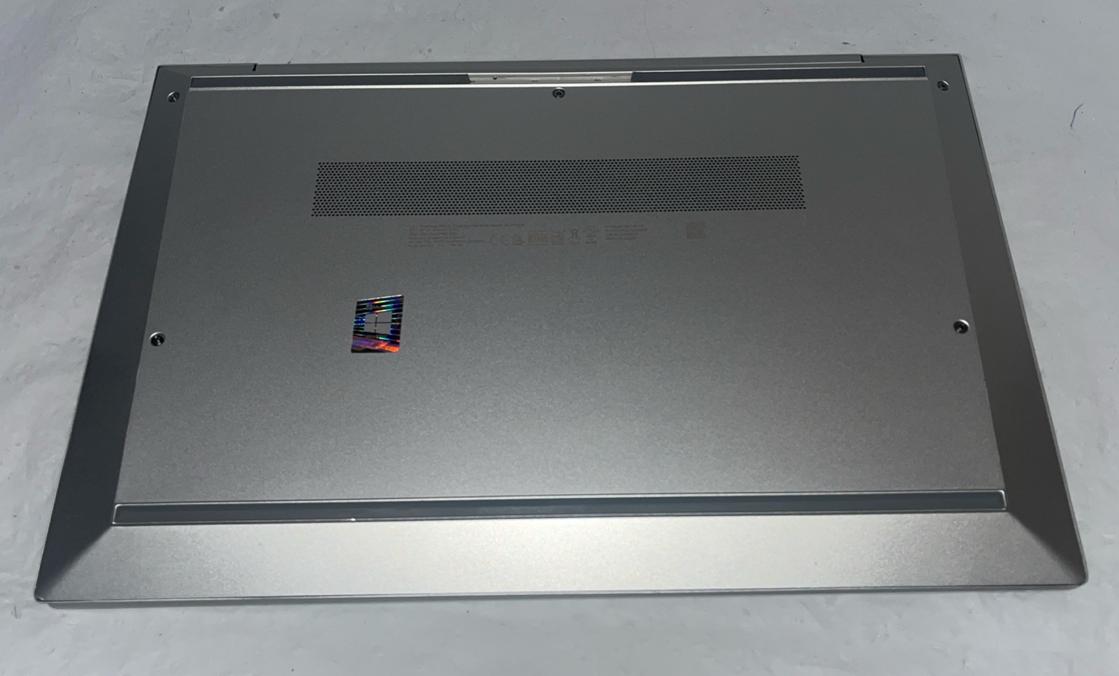 HP EliteBook 840 G8 14″ i5-1145G7@2.6GHz, 16GB RAM, 256GB M2, Win 11 Pro *READ