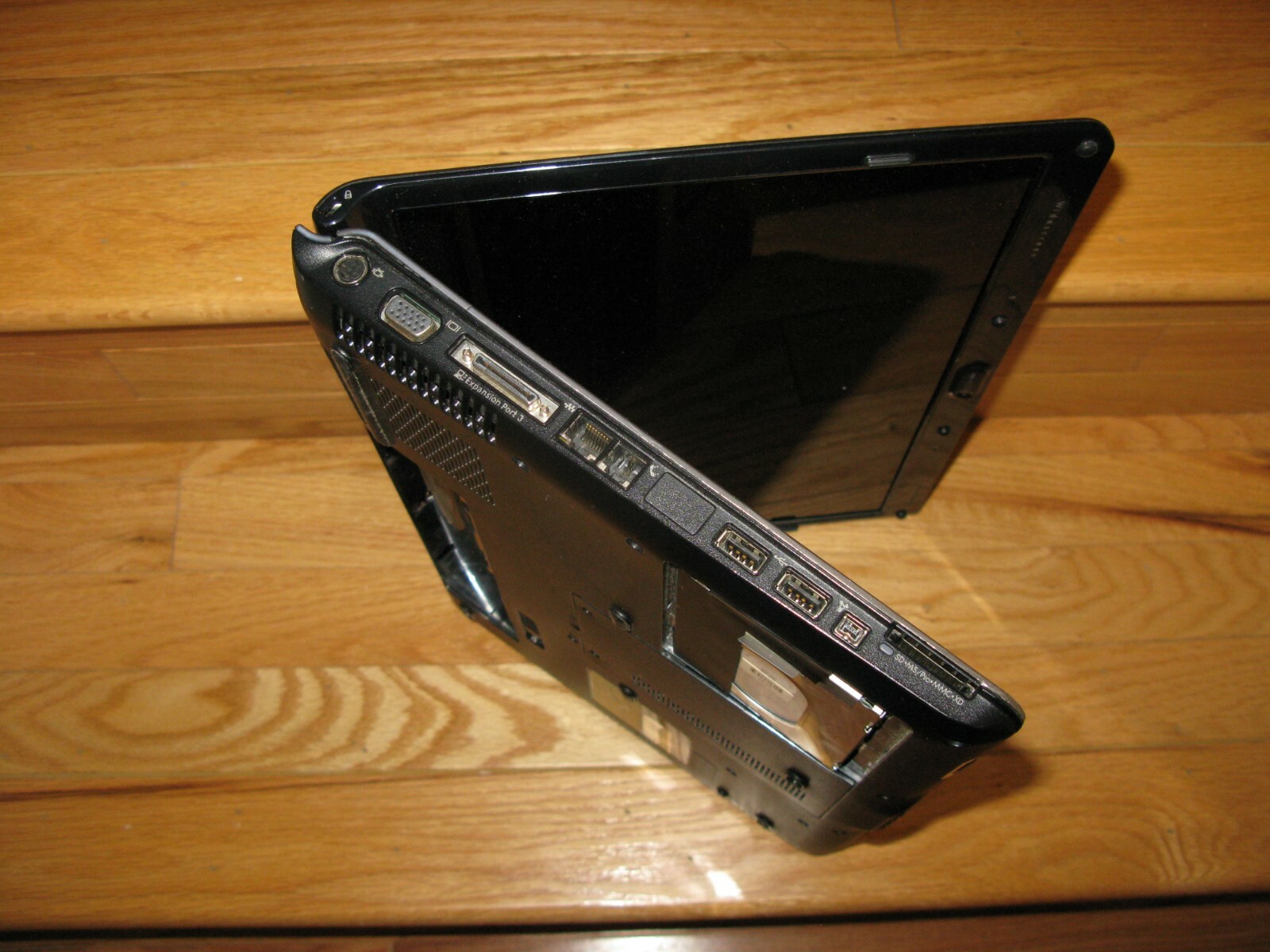 Enterteiment laptop HP Pavilion dv6748us (120GB, AMD Turion 64 X2, 2.00GHz, 2GB)