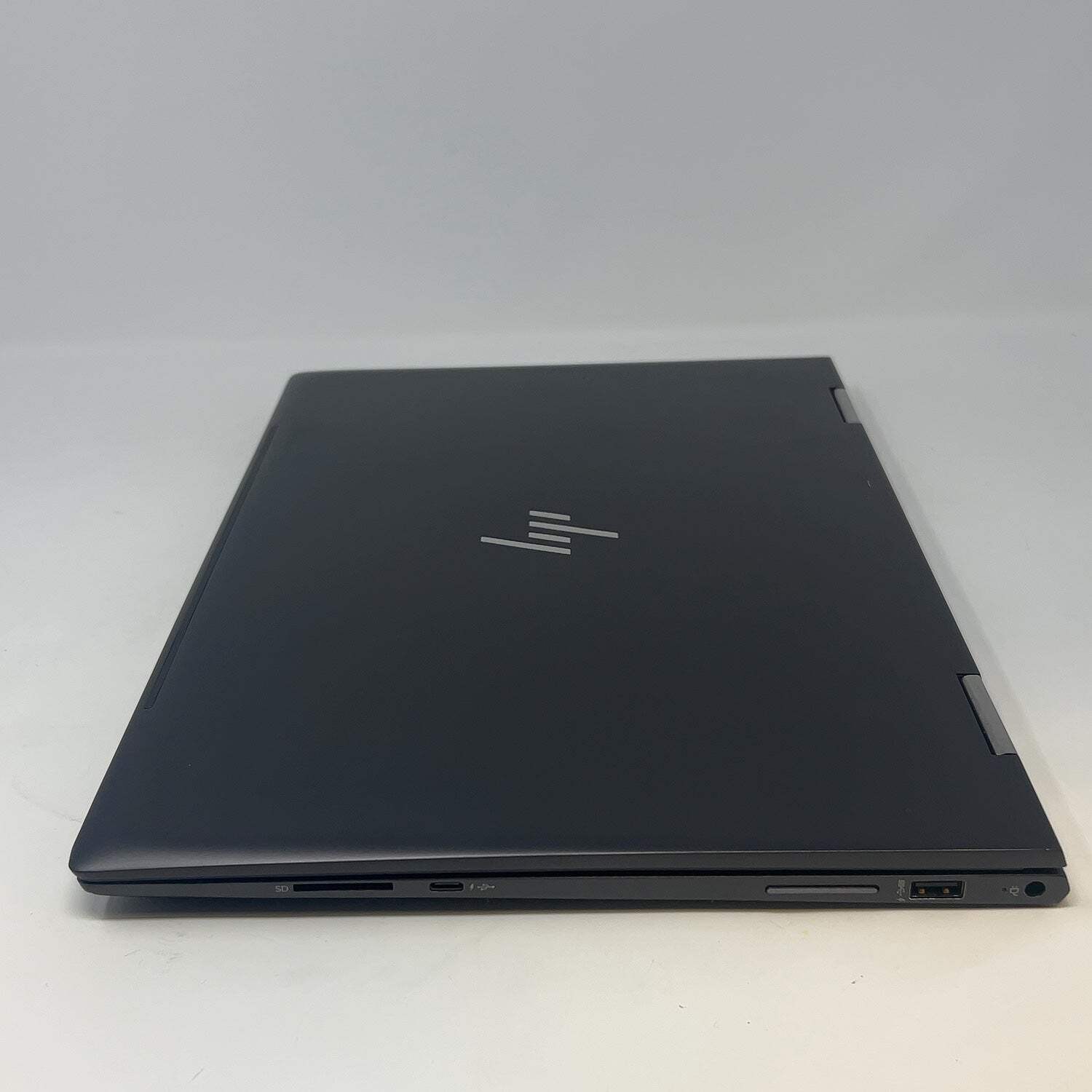 Broken HP Envy x360 15Z-BQ100 17″ Ryzen 5 2500U 2.0GHz 8GB RAM 128GB SSD READ