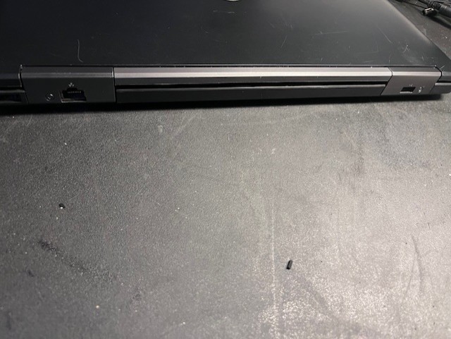 Dell Laptop Linux Mint Cinnamon 8GB Ram,Fast 240GB SSD, New Battery