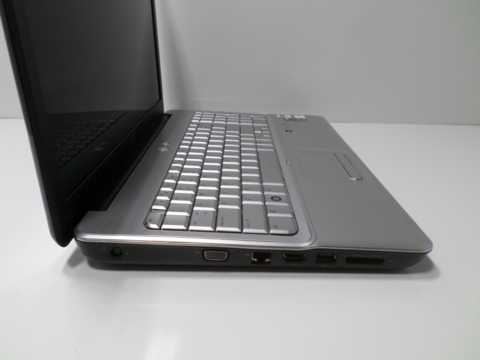 HP G60 16″ Laptop AMD Turion Dual Core RM70 @2.0Ghz, 3GB, 320GB