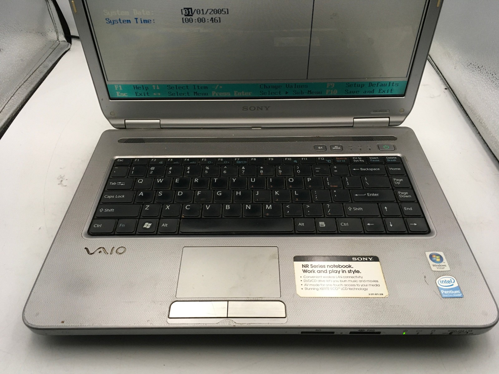 SONY VAIO PCG 7113L – BOOTS TO BIOS – INTEL CORE 2 DUO – 2GB RAM – 15″ -READ- BB