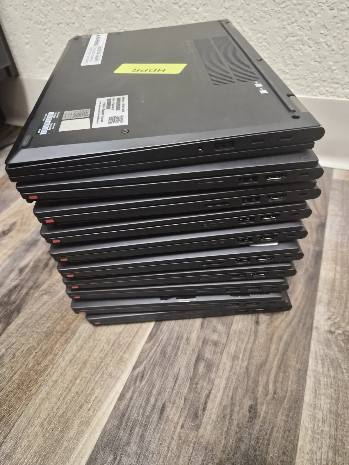 Lenovo ThinkPad X13 Yoga Gen 4 13.3″ Touchscreen 2-in-1 16GB RAM, No Ssd