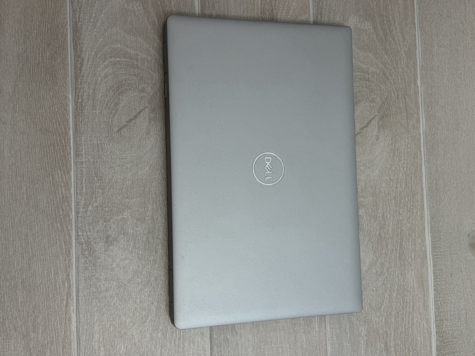 Dell Latitude 5520 15.6″ Core i7-1185G7 32GB RAM 512GB NVMe SSD Win-11