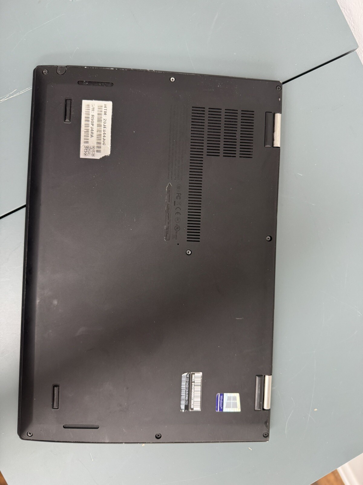 Lenovo ThinkPad X1 Yoga 2nd Gen 2-in-1 Intel i7-7600 8GB DDR4 256GB NVMe W11 Pro