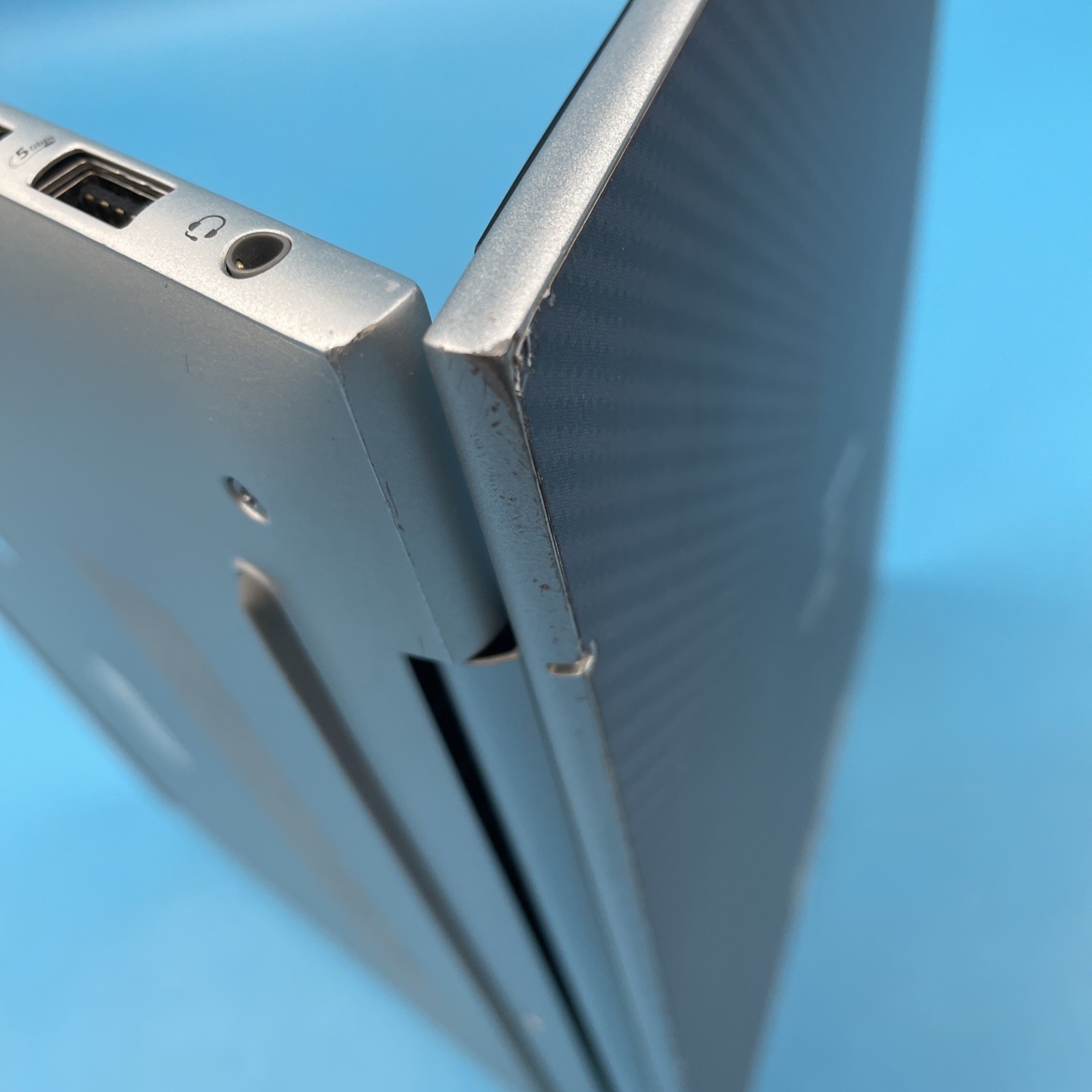 HP EliteBook 840 G11 | Ultra 5 135U | 32GB RAM | NO SSD | NO OS | 87% BATT