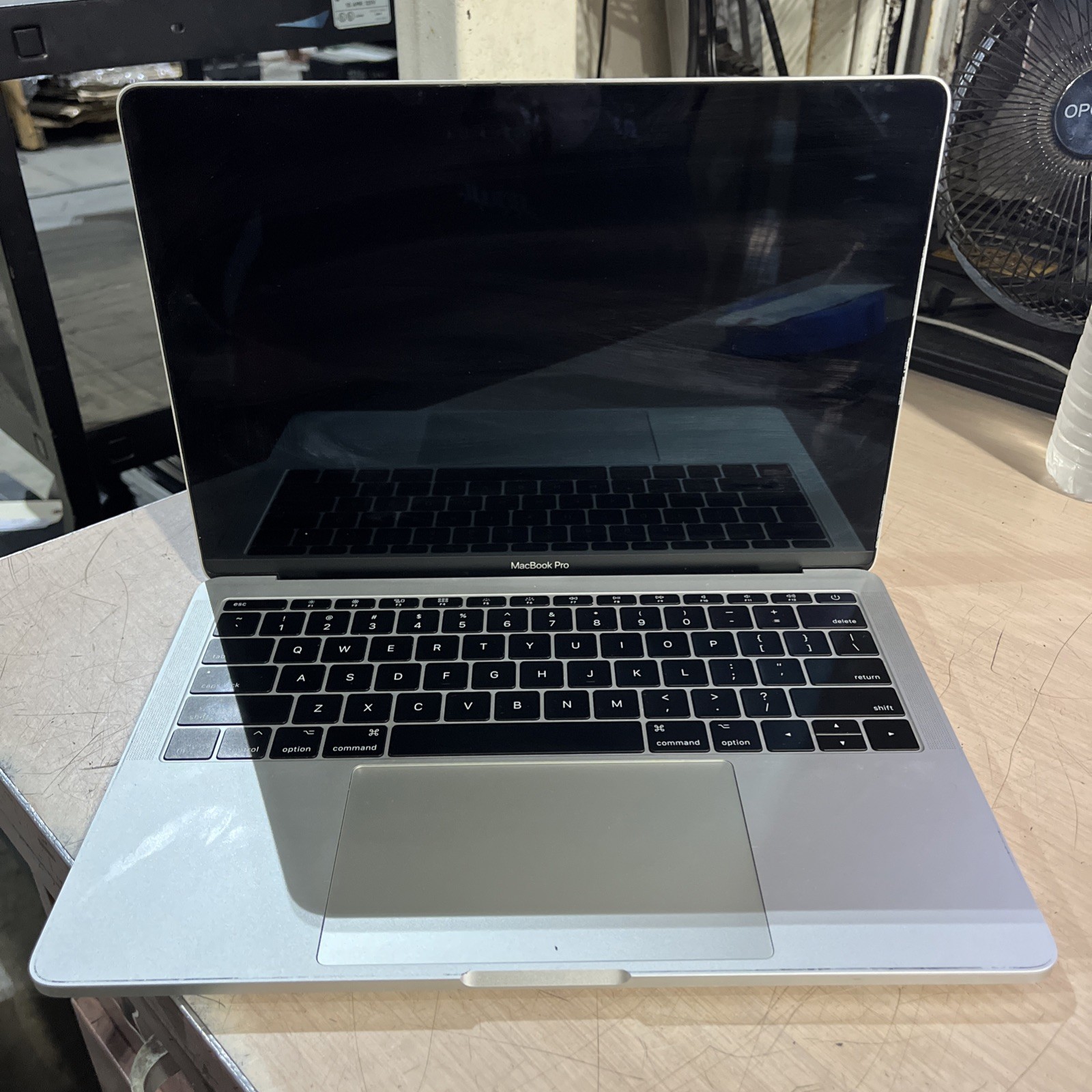 APPLE MACBOOK PRO 13″ MID-2017 CORE I5-7360U 2.3GHZ 8GB RAM 128SSD
