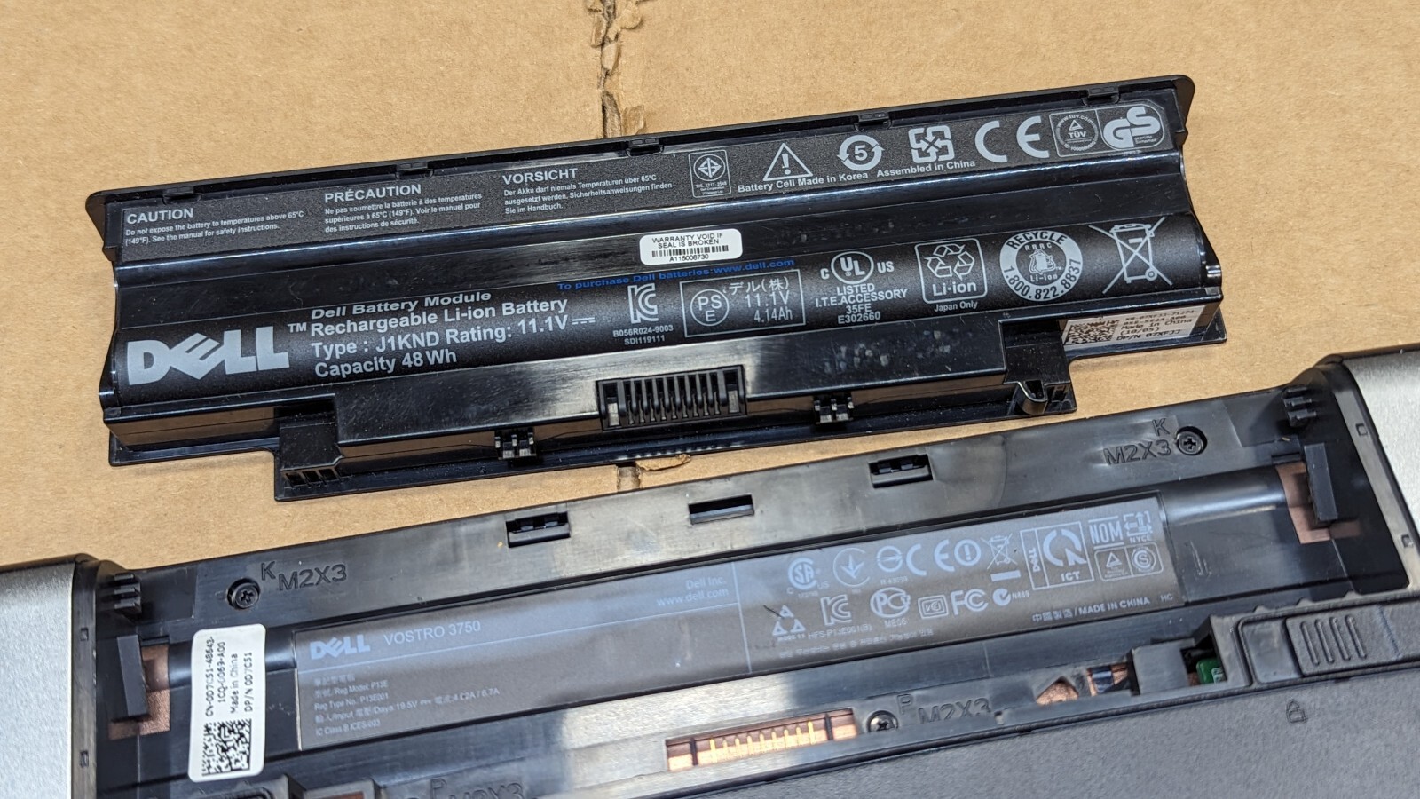 Dell System Vostro 3750 Laptop Core i3-2330M @ 2.20GHz 8GB RAM 200GB HDD