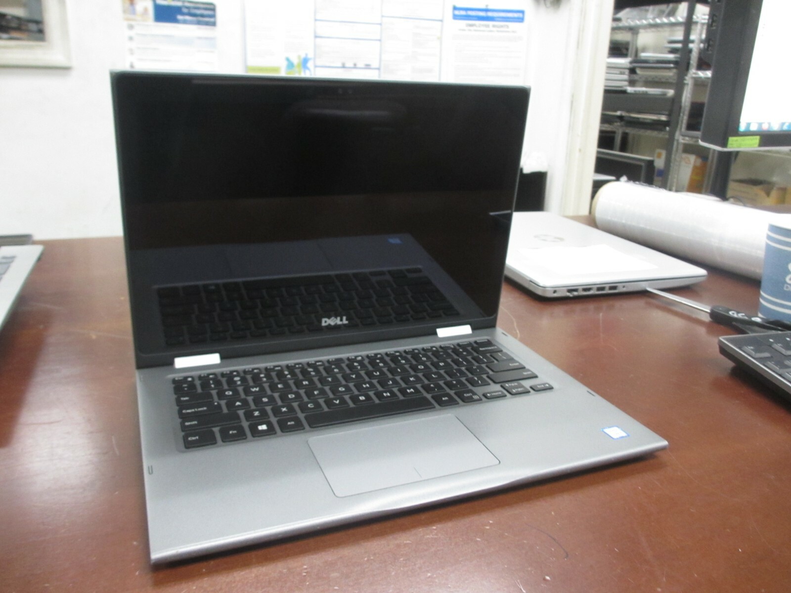 Dell Inspiron 13-5378 Intel Core i5-7200U 2.5GHz 8GB 500GB 13.3″ Laptop