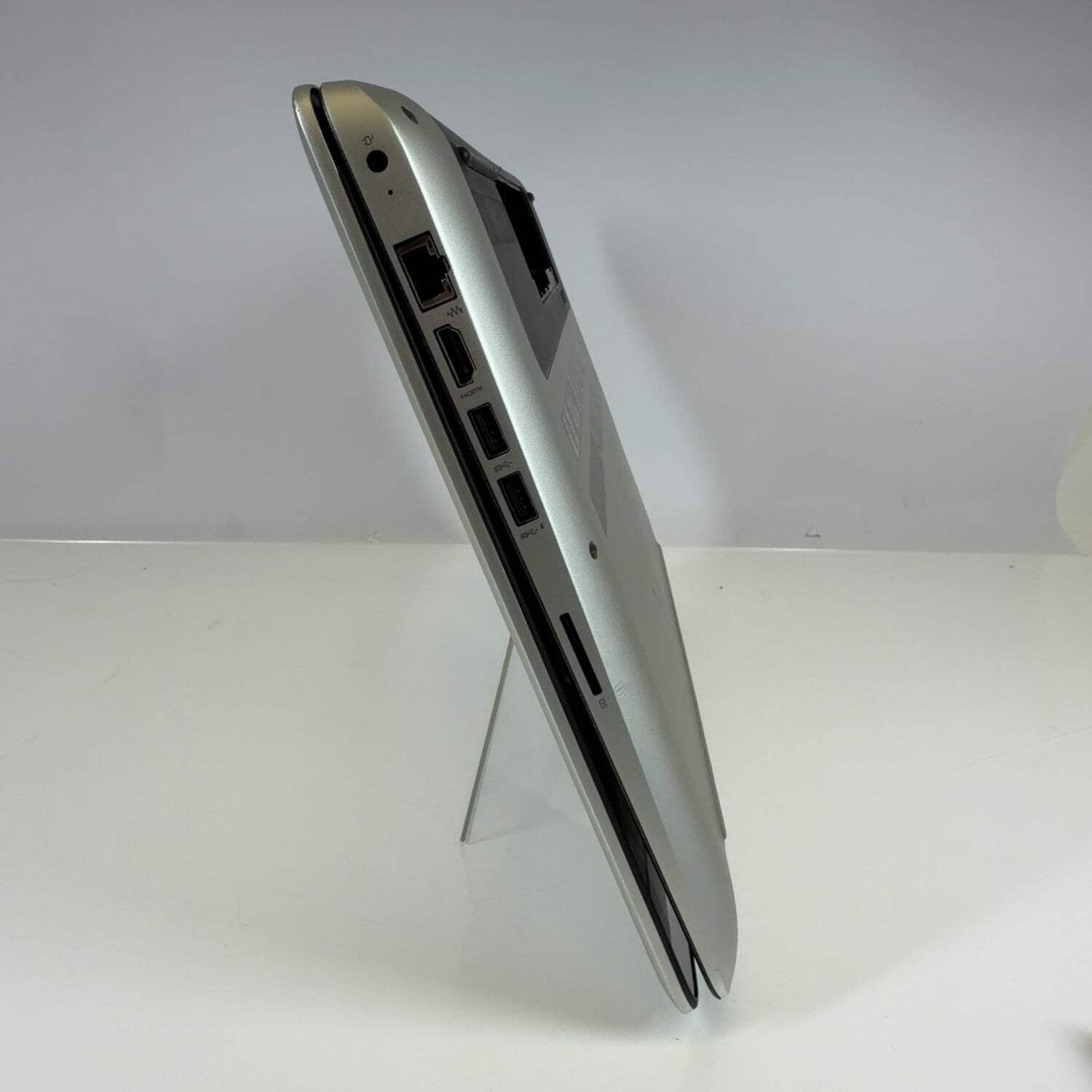 BROKEN HP Envy M7 M1W11UAR 17″ i7-6500U 2.5GHz 16GB RAM 1TB HDD GeForce940M READ