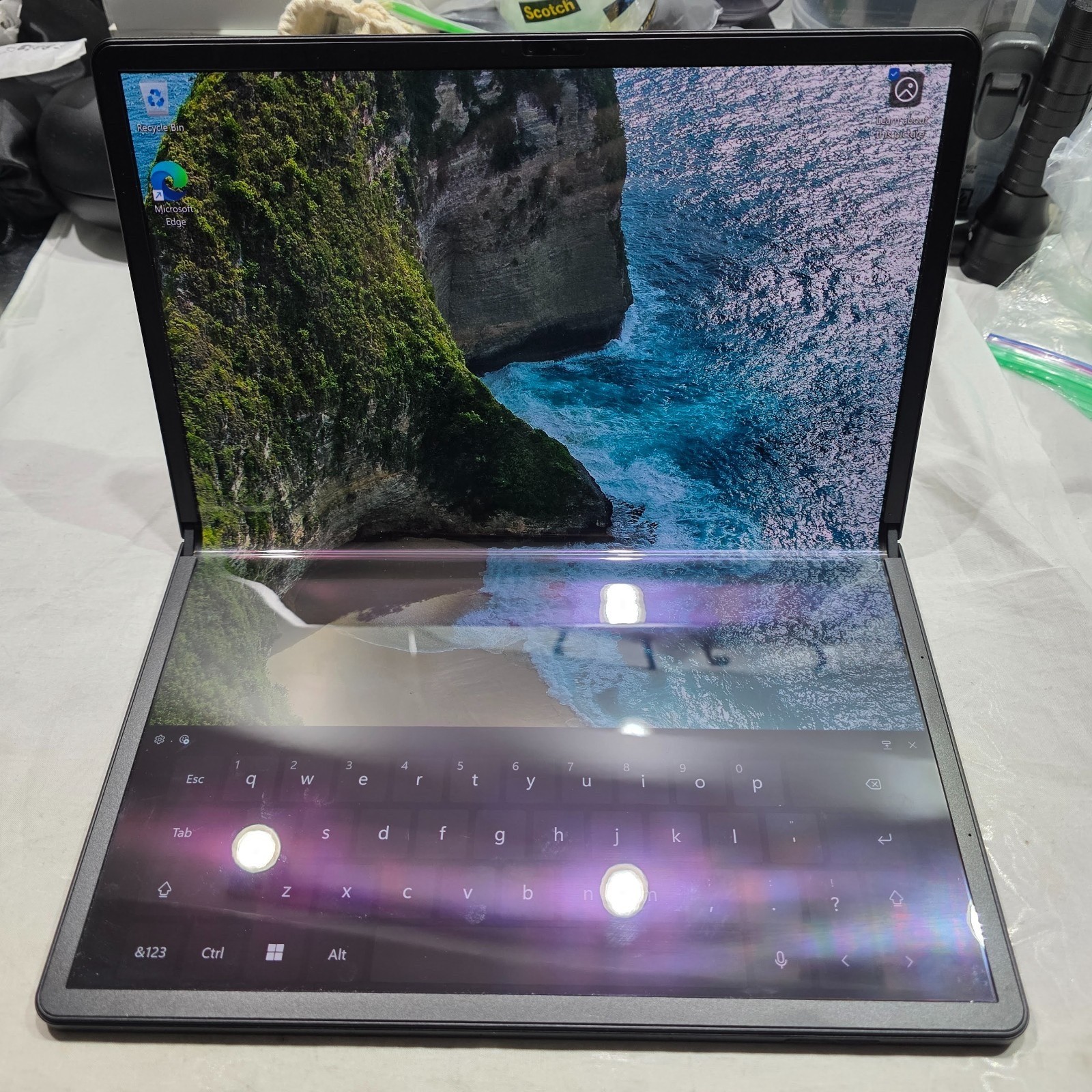 NEW Lenovo ThinkPad X1 Fold 16.3″ OLED QHD Intel Core i7 32GB 512GB SSD Win11P