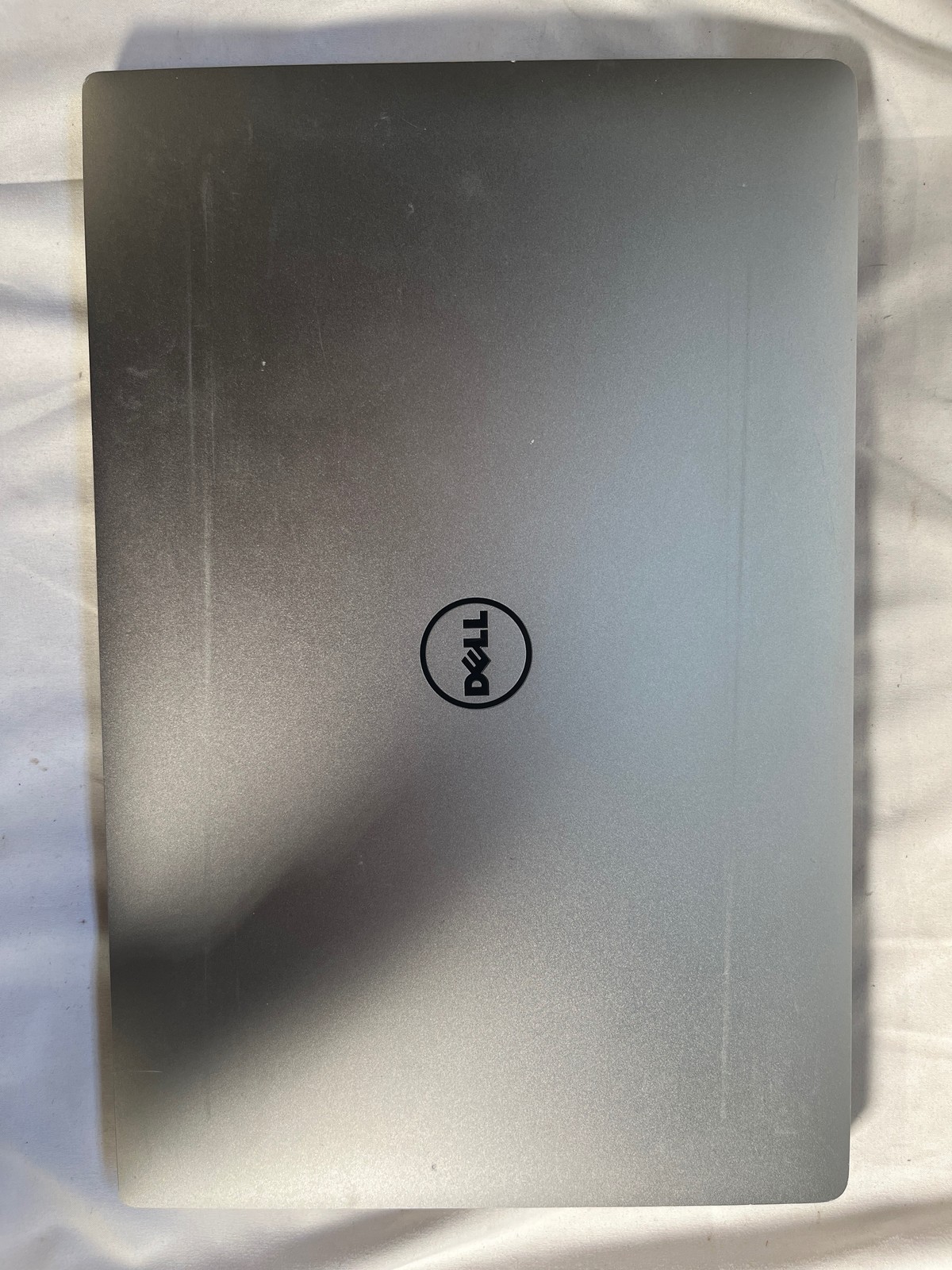 Dell XPS 15 9550 i7-6700HQ 8GB 256GB NVMe SSD 15.6″