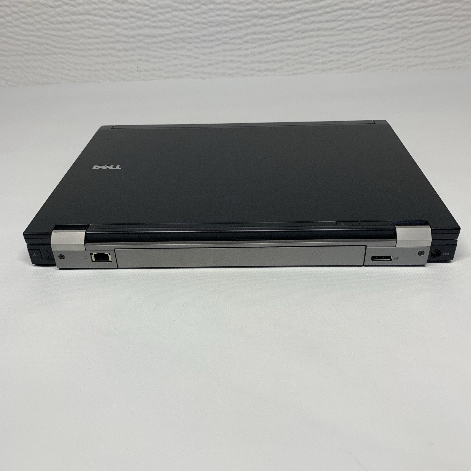 Dell Latitude E6500 Laptop Core 2 Duo P8700@2.53GHz 2.95 GB Ram Windows XP Pro