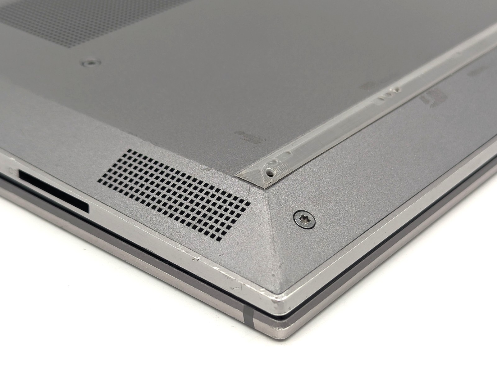 Lot of 2 HP ZBook Studio G5 – Intel Core i5 8th Gen 8GB RAM 256GB SSD No OS/AC