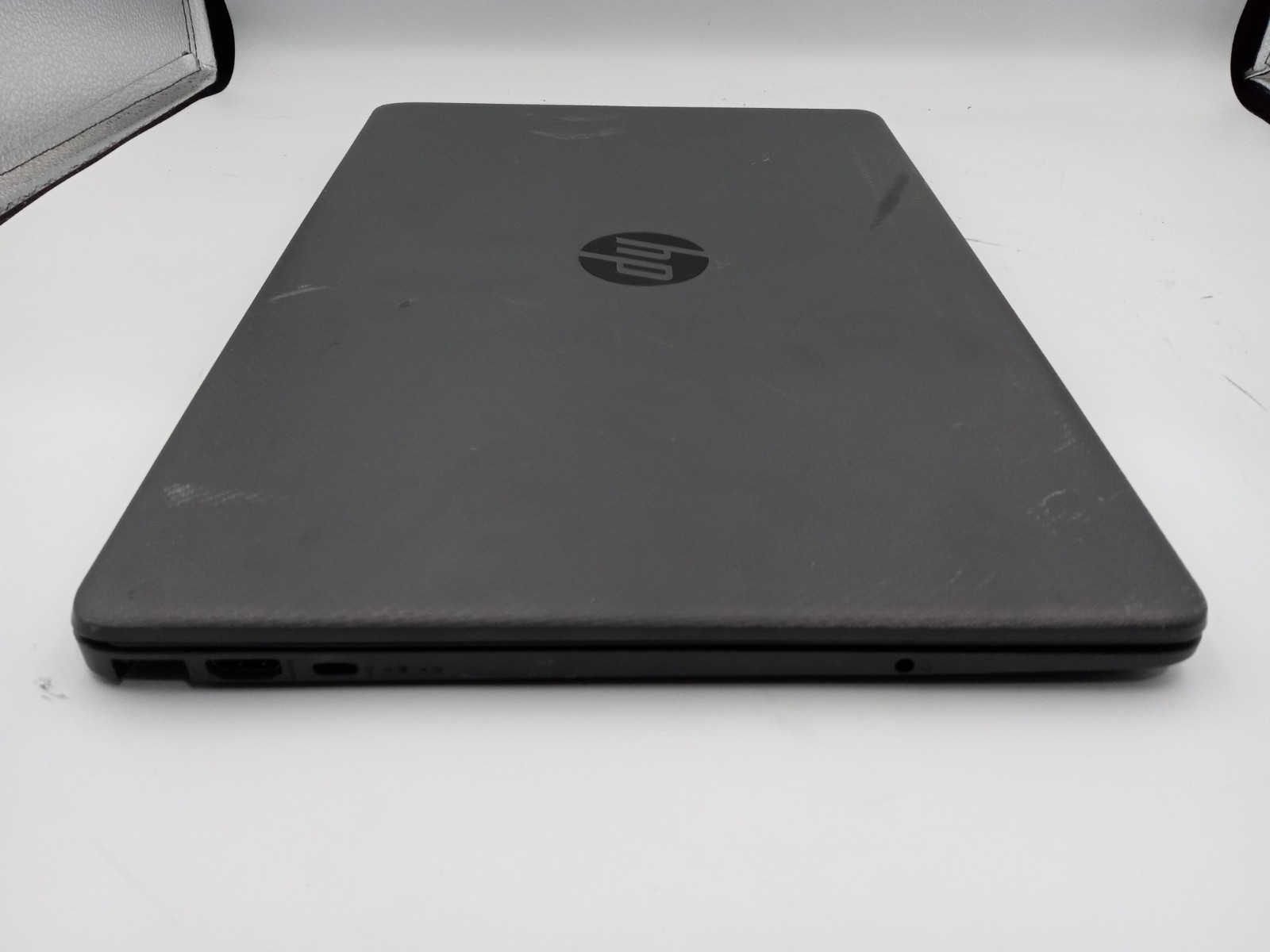 HP 250 G8 15″ Laptop Intel Core i5-1135G7 8GB RAM 128GB SSD Windows 11 -READ -RR