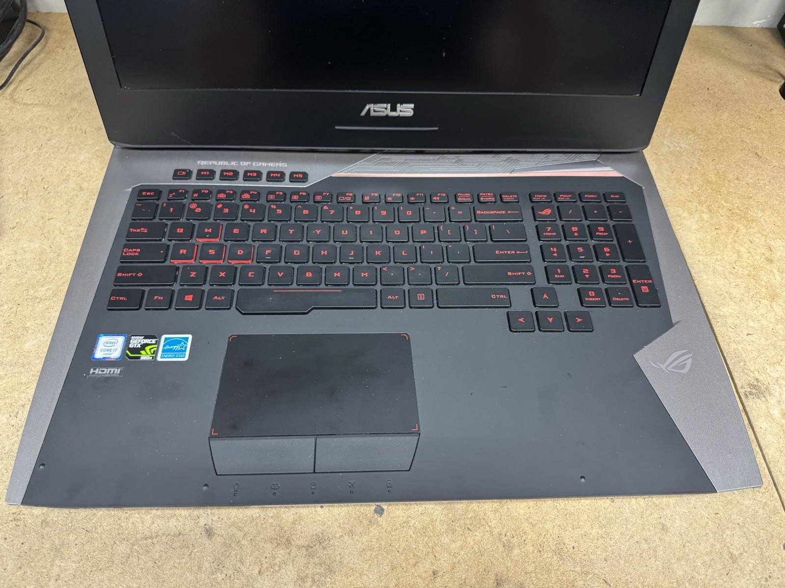 Asus G752VY-DH78K i7 6820HK GTX 980M 17.3″ IPS Laptop BAD FOR PARTS REPAIR