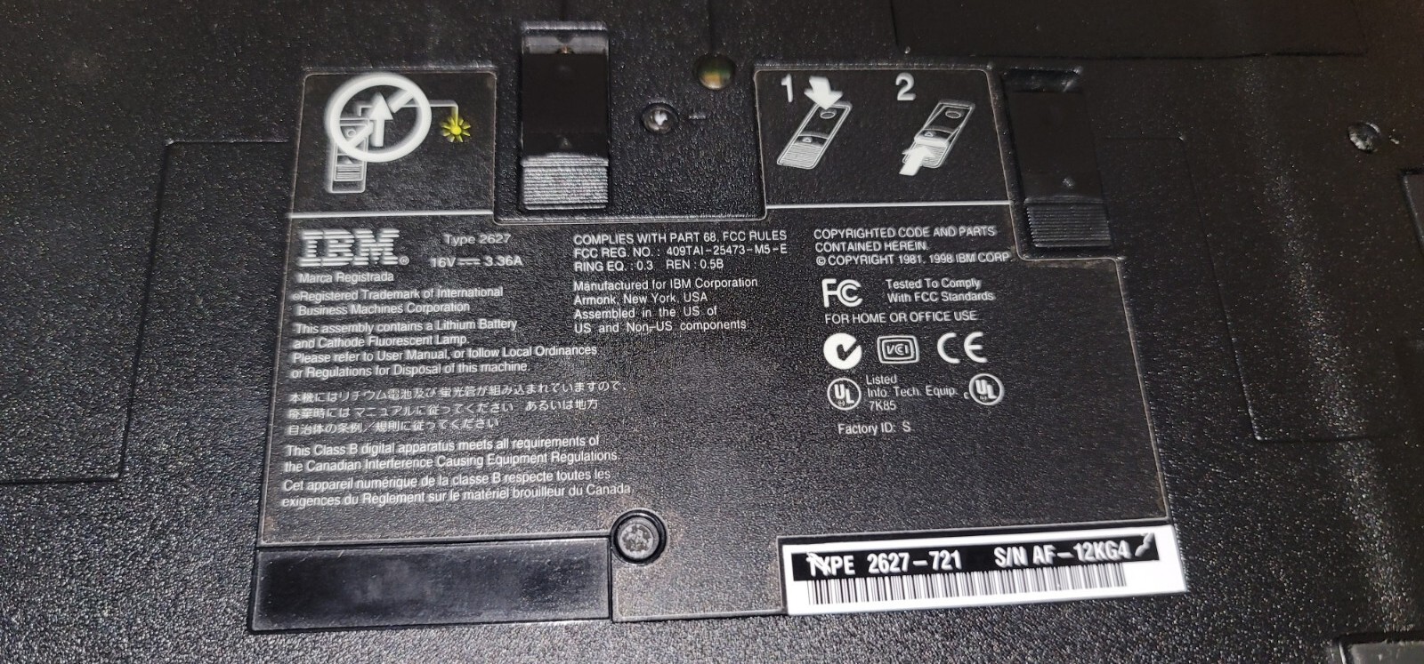 Vintage IBM THINKPAD iSerie Laptop Computer TYPE 2627 Works Exct