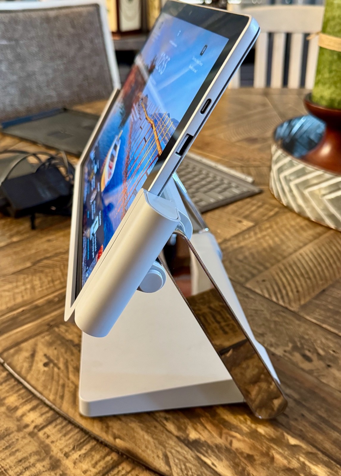 Microsoft Surface Pro 7 12.3″ (256GB SSD, Intel Core i5-1035G4, 8GB RAM) Laptop