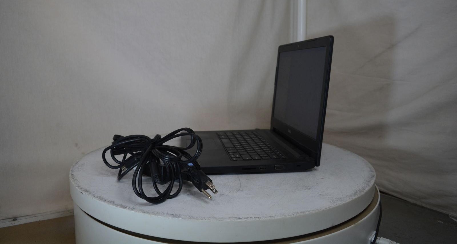 Dell Latitude 3460 14″ Laptop Intel Core i3-5005U 2GHz 8GB 256GB