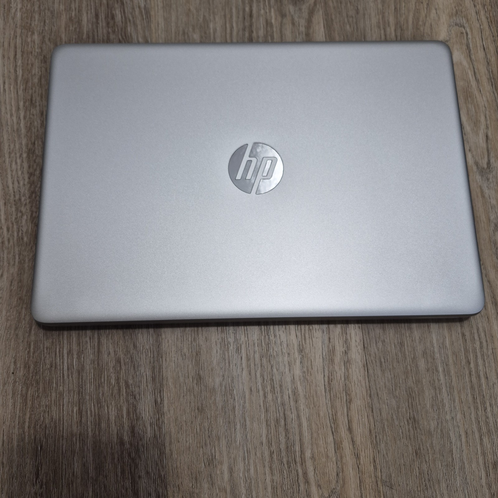 HP 14-dk0028wm 7MP80UA 14″ Laptop/AMD R3-3200U/4GB Ram/128GB SSD/Win 10, Silver