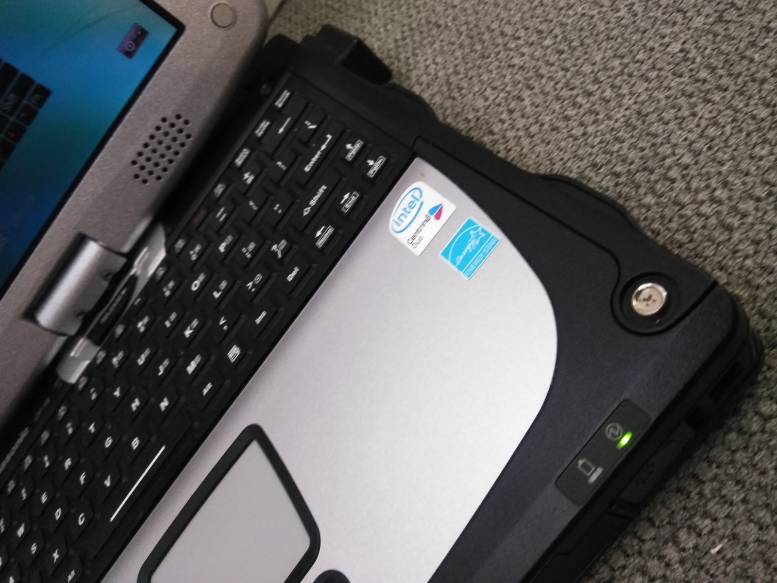 Panasonic CF-19 TOUGHBOOK 10” MICROSOFT WINDOWS, XP TABLET (READ)