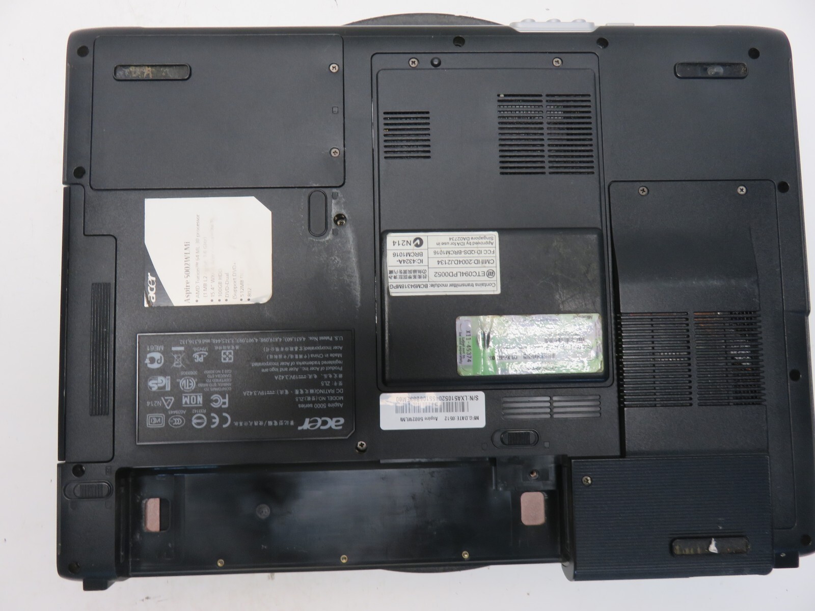 Acer Aspire 5000 AMD Turion 64 ML-30 1600MHz 512 MB NO HDD No Batt