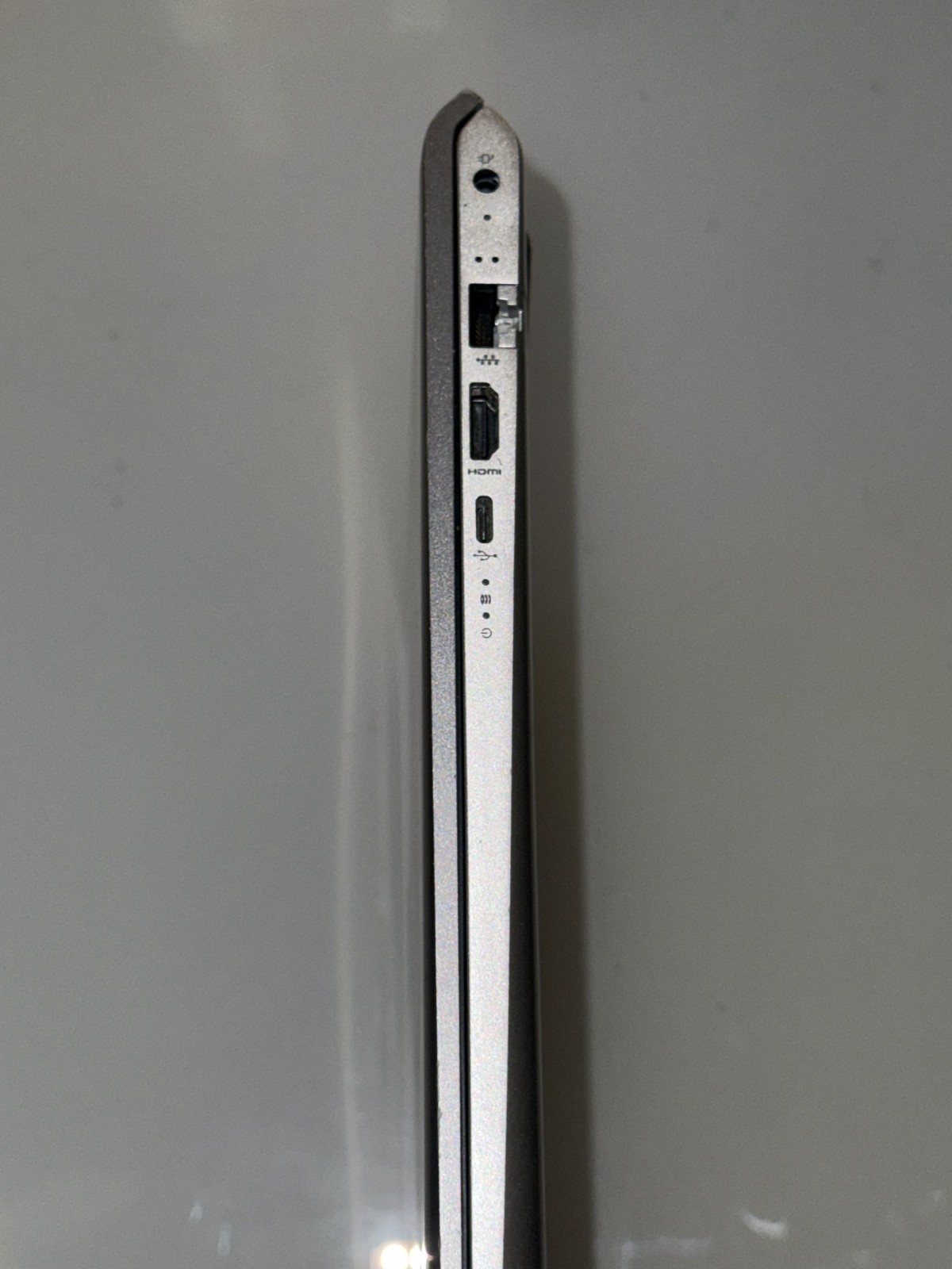 hp pavilion 15 touchscreen laptop with charger included! Great condtion!