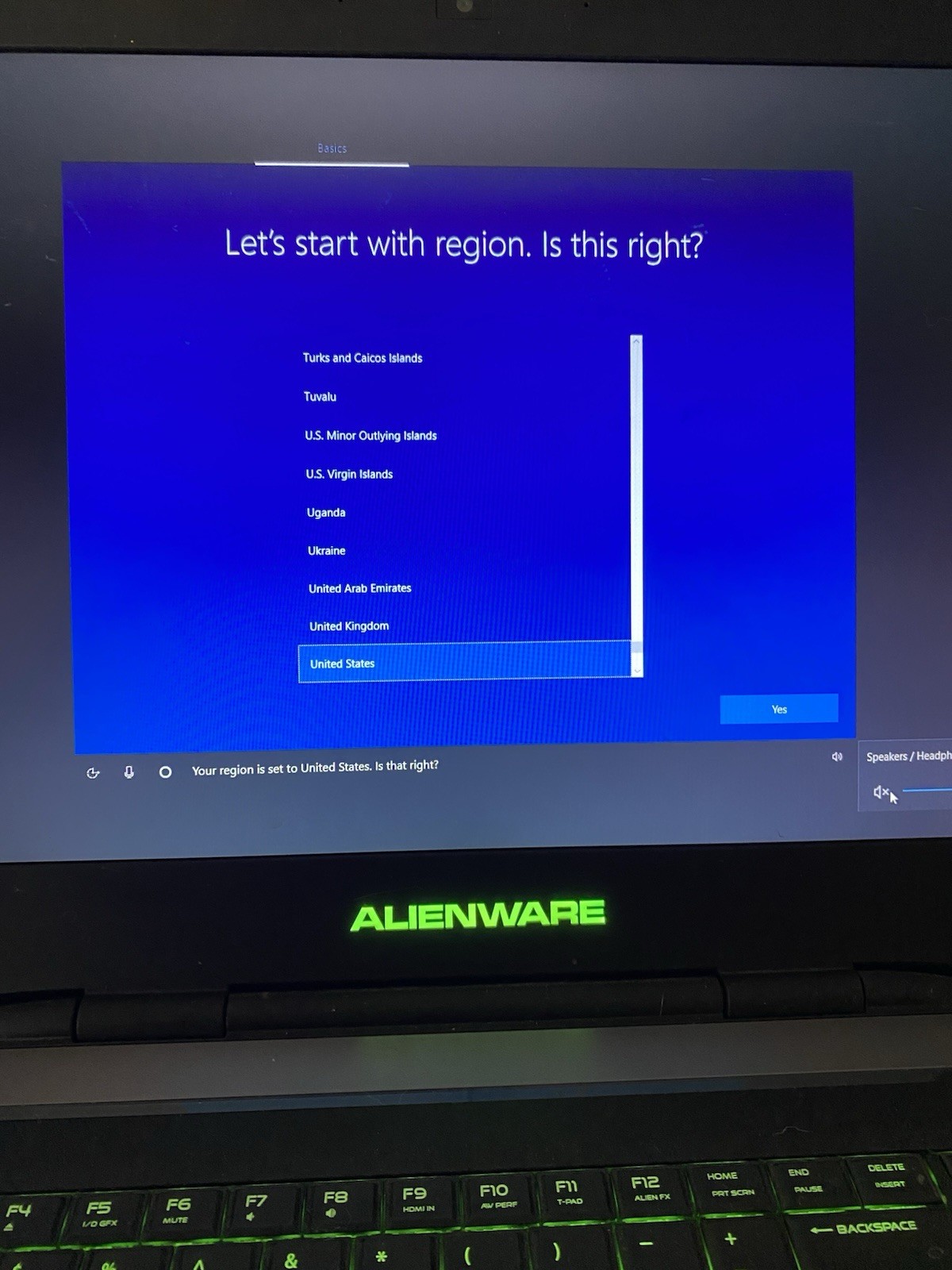 Alienware17 P18E Gaming Laptop Dual Nvidia GeForce GTX 860M 19.5V/9.23/12.3 A 17
