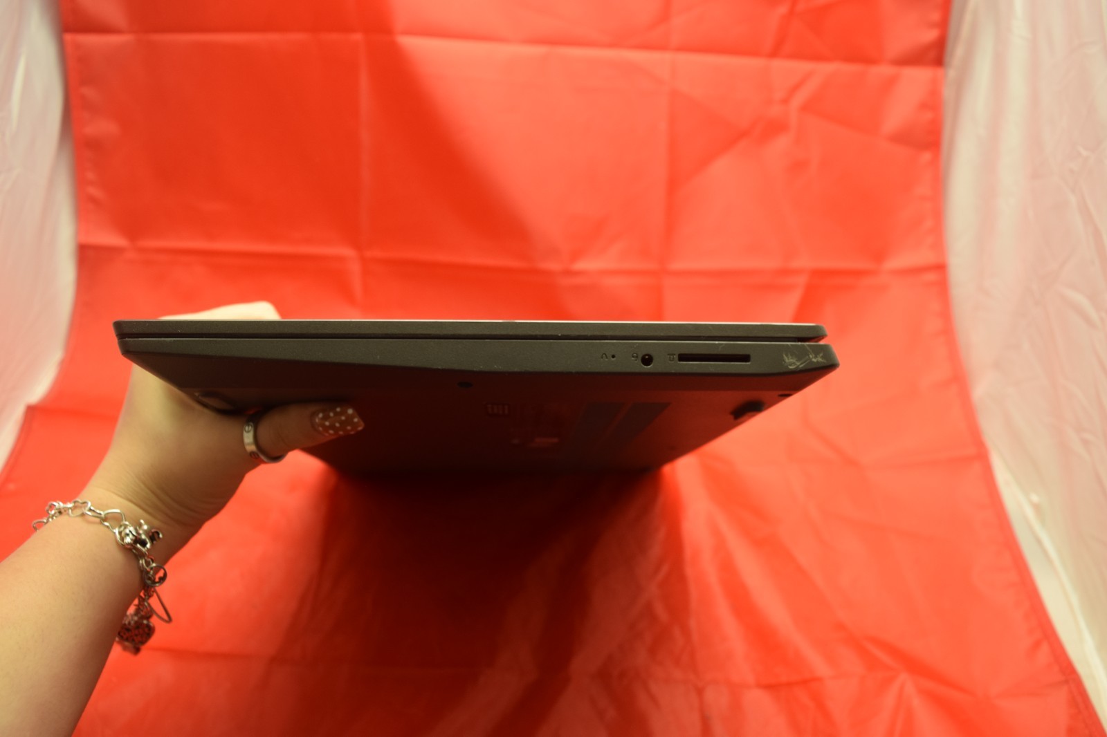 Lenovo V15-IIL Intel Core i5-1035G1 / 8GB RAM / 512 GB SSD/ 1.00Ghz/W11p