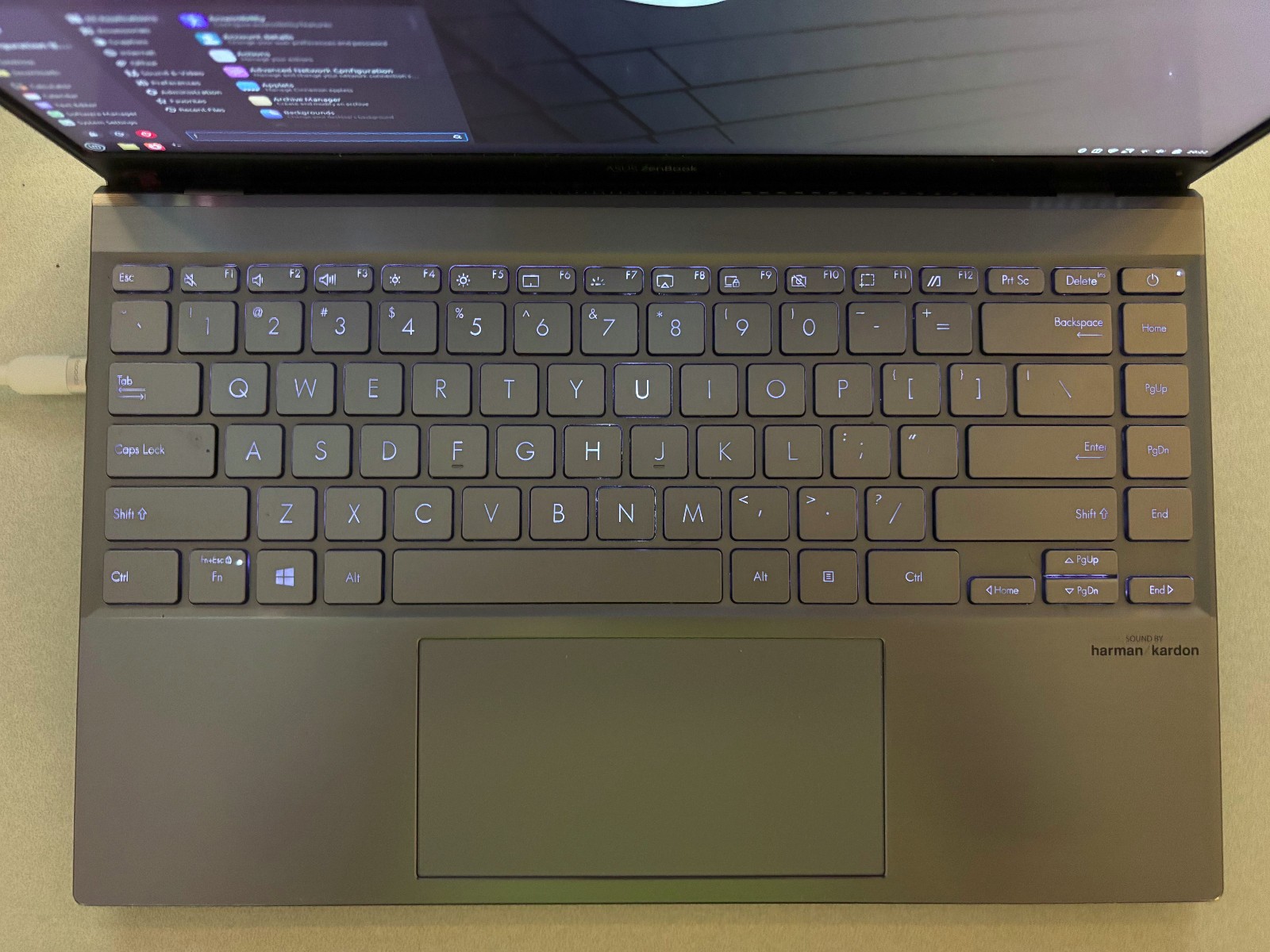 ASUS Zenbook 14″ (256GB SSD, Ryzen 5 5500U, 8GB RAM, NVIDIA GeForce MX450) READ