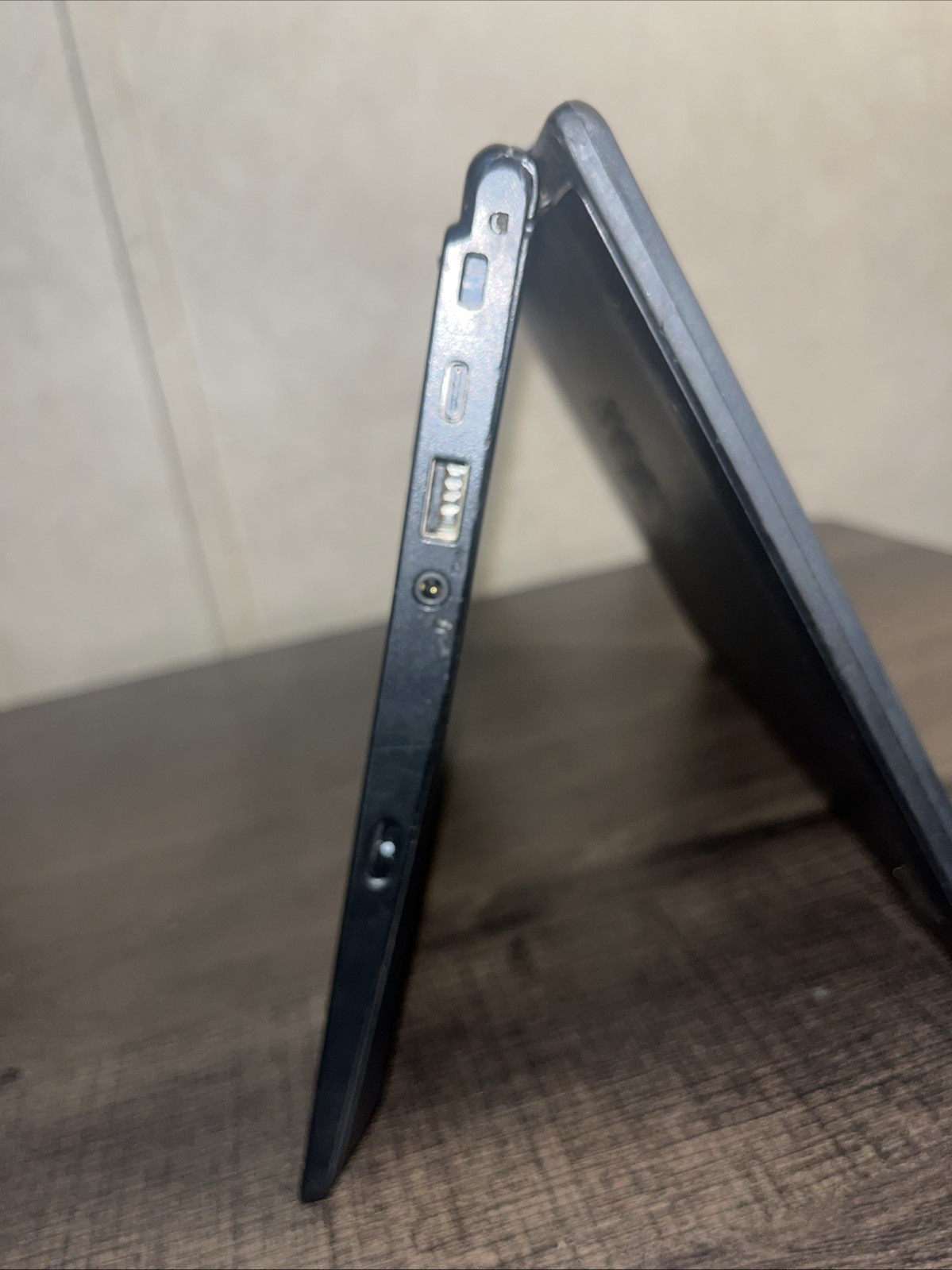 Lenovo ThinkPad Yoga 11e 2in1 Laptop For Parts Or Repair, Read Desc.