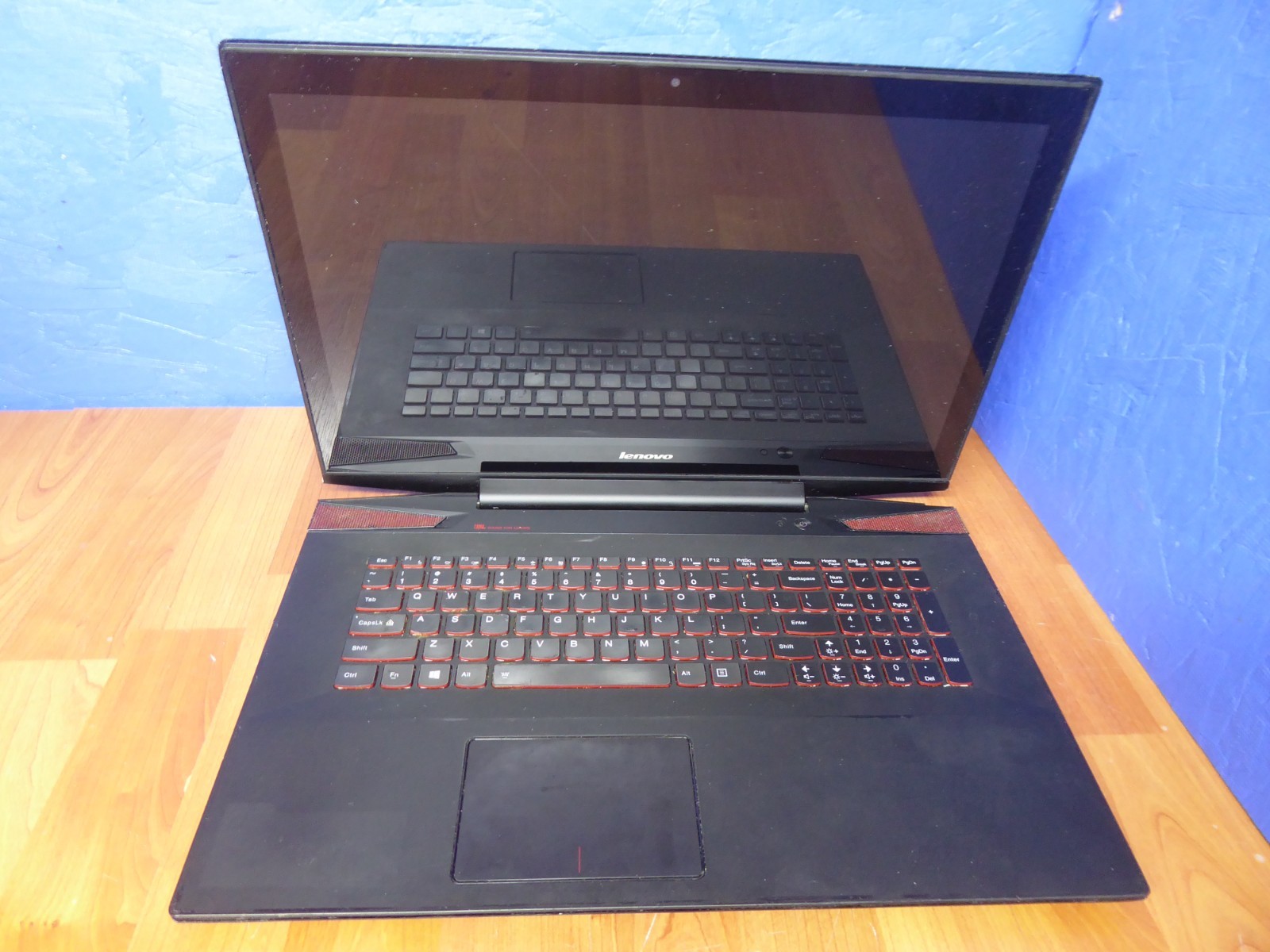 LENOVO y70-70 TOUCH 17.3″ LAPTOP for parts or fix – sold as-is as pictured 80du