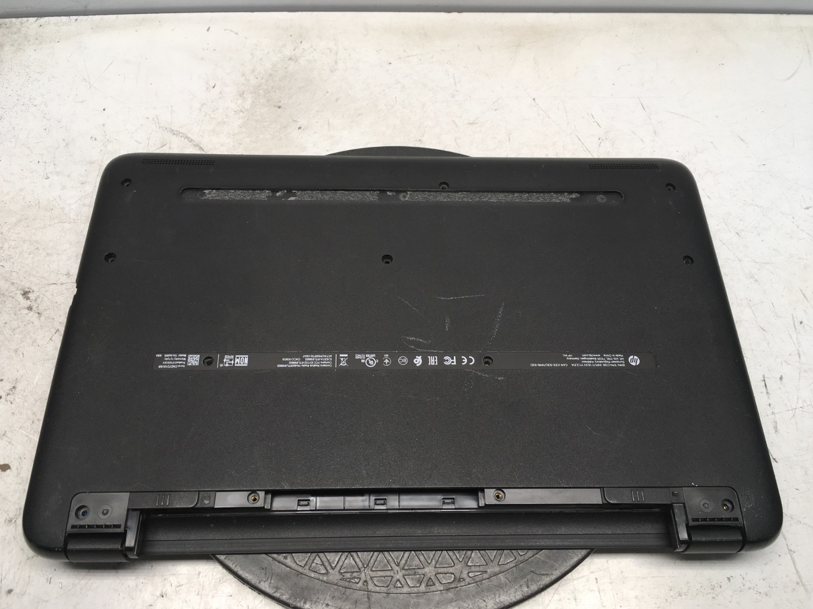 HP 15Z-BA000 AMD A6-7310 2000MHz 4 GB NO HDD
