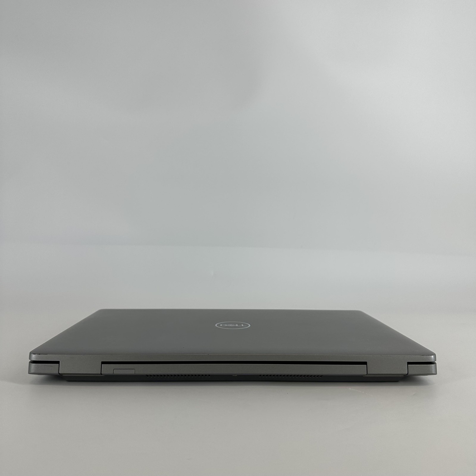 Dell Precision 3571 15 FHD 2.4GHz i7-12800H 16GB 2TB SSD T600 SMOKE/HERBAL ODOR