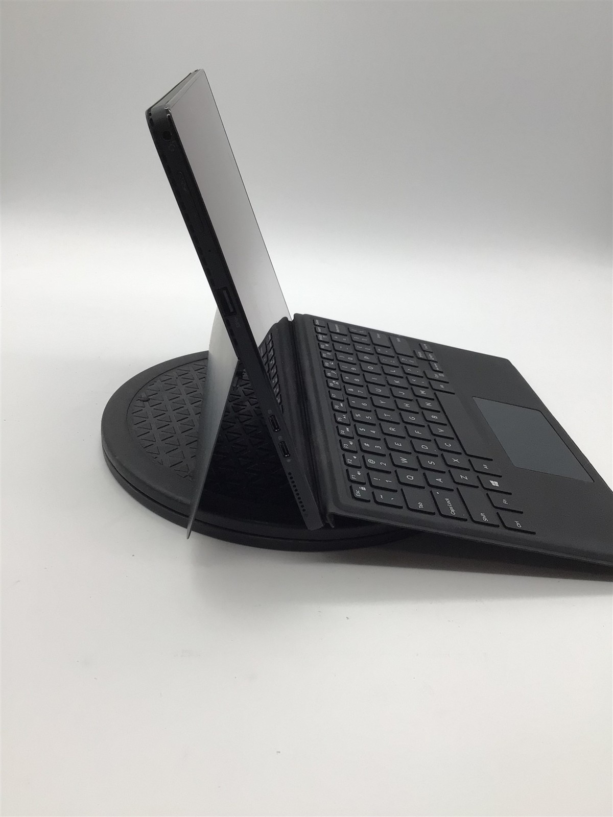 Dell Latitude 5290 2-in-1 i5-8350U/16GB RAM/128GB SSD *See Description*