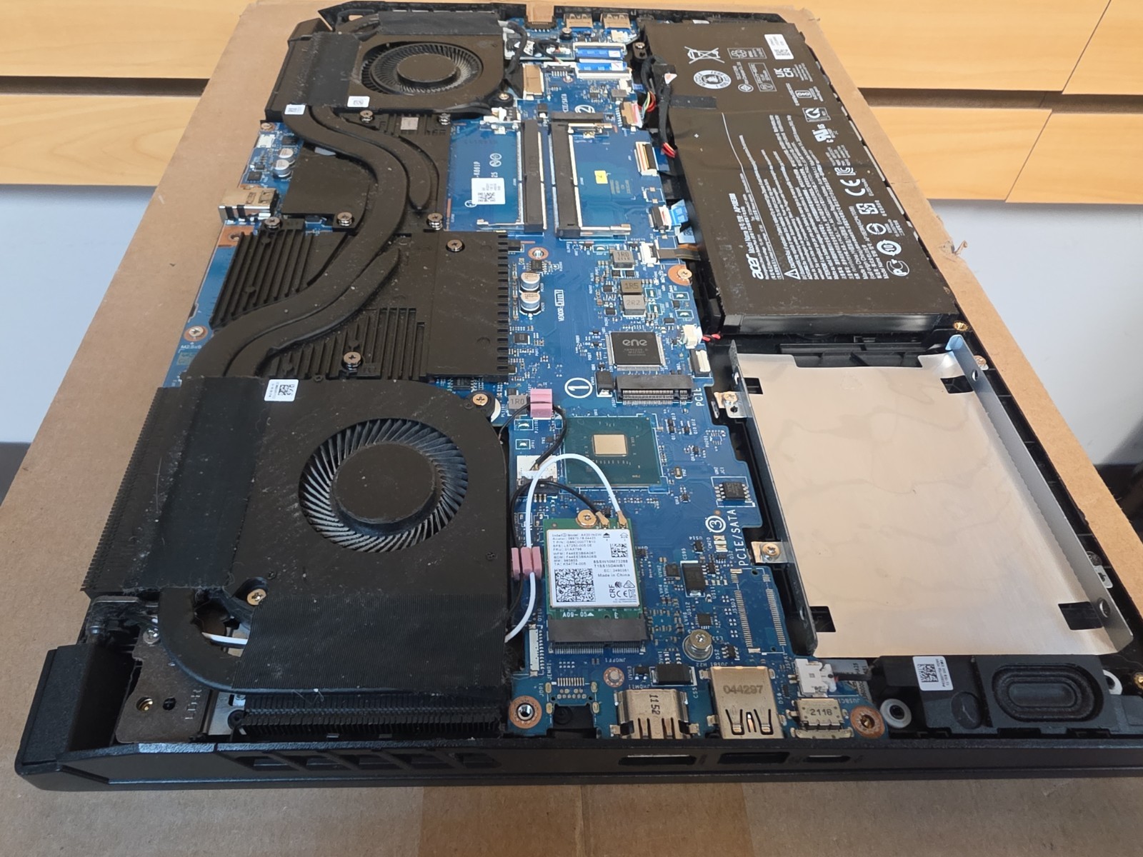 Acer Nitro 5 Gaming laptop RTX 3050 Intel i5 10300h 144hz screen – PARTS /REPAIR