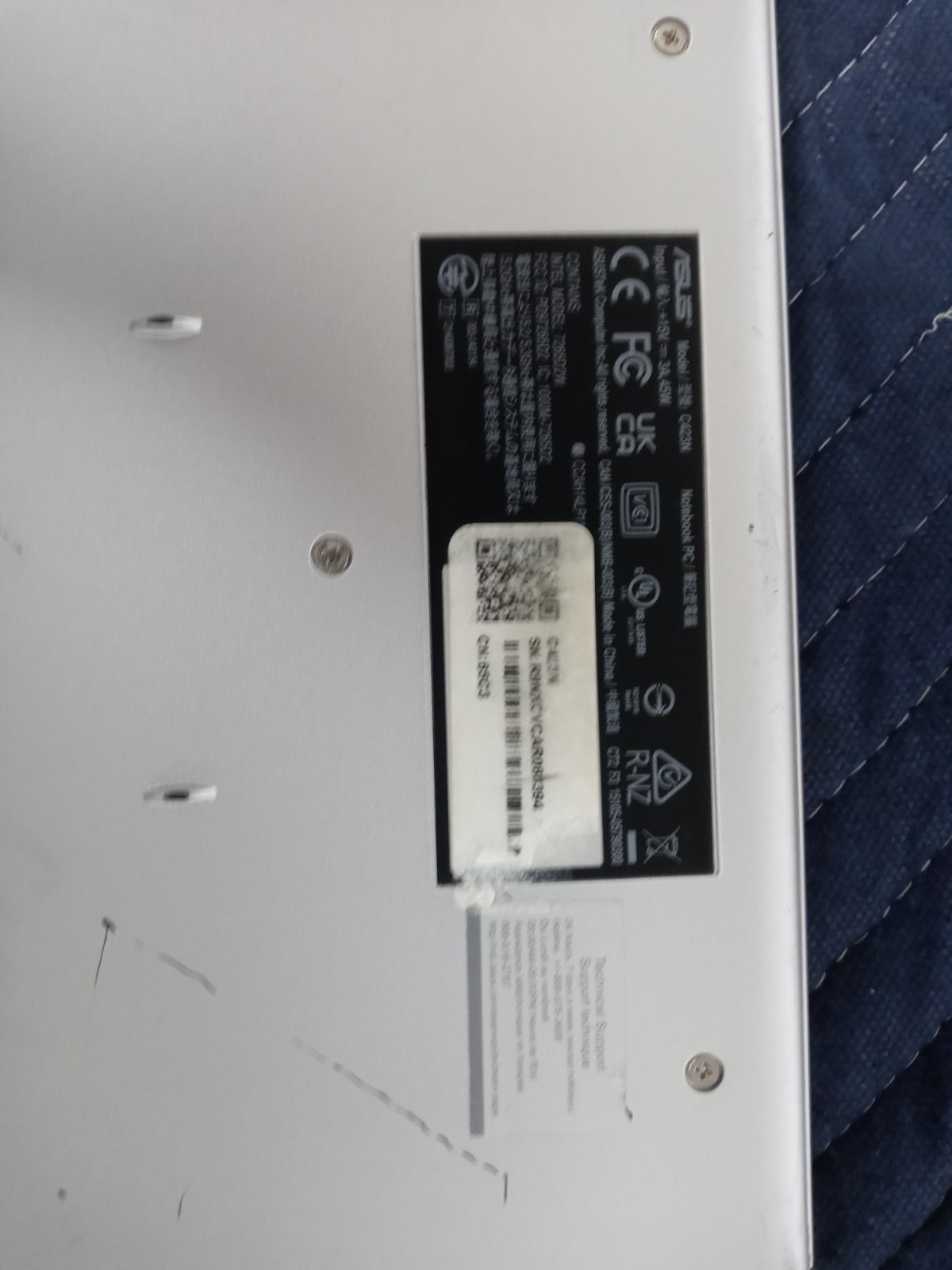 ASUS Chromebook Intel Model 7265D2W-11.6-inch 4GB 32GB HD Non-Touch,Silver C423N