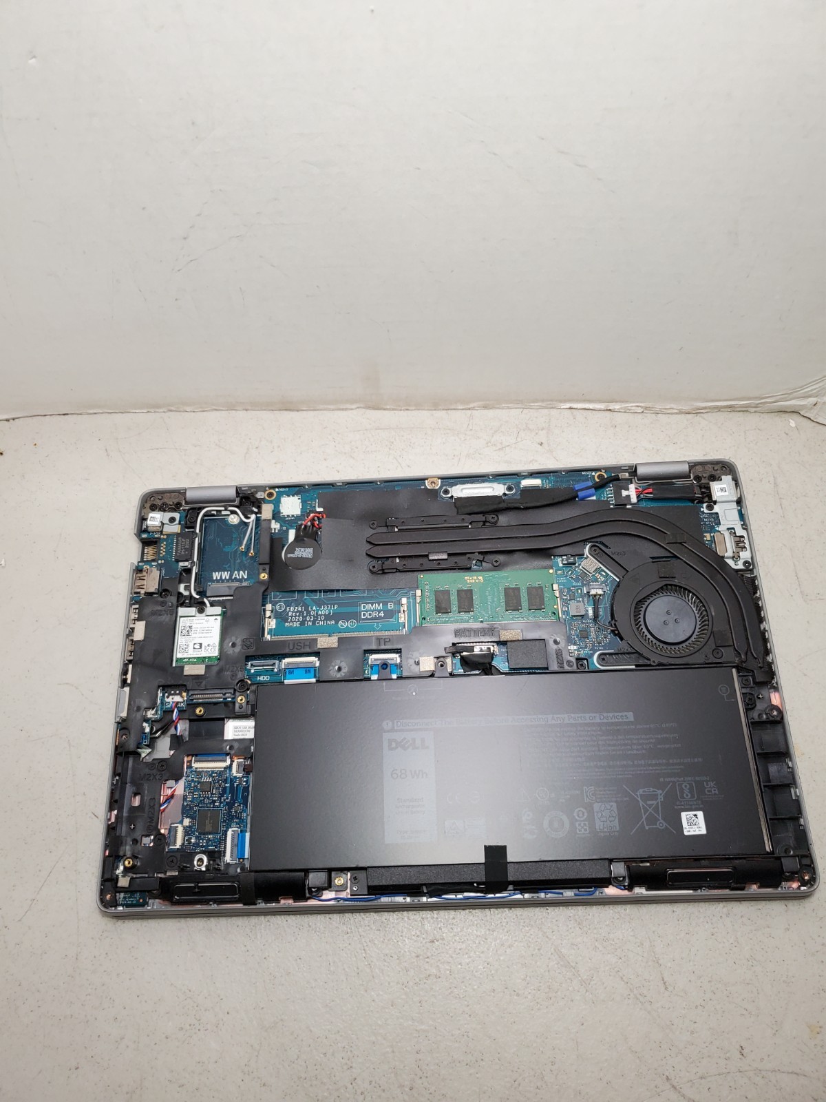 Dell Latitude 5410 14″ i7-10610u 1.6GHz 4GB RAM No SSD/OS! BIOS PW! READ! #69