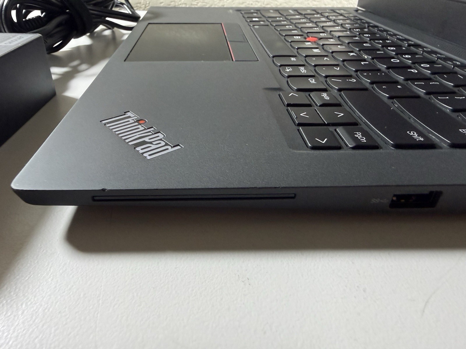 Lenovo ThinkPad T14s Gen 2 i7-1185G7 32GB 14″ FHD 1920×1080 512GB WWAN 4G Touch
