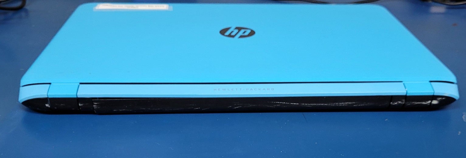 HP Pavilion 17-f233nr AMD A10- 5745m @2.10 GHz/ 8 GB RAM / 1 TB HDD Windows 11