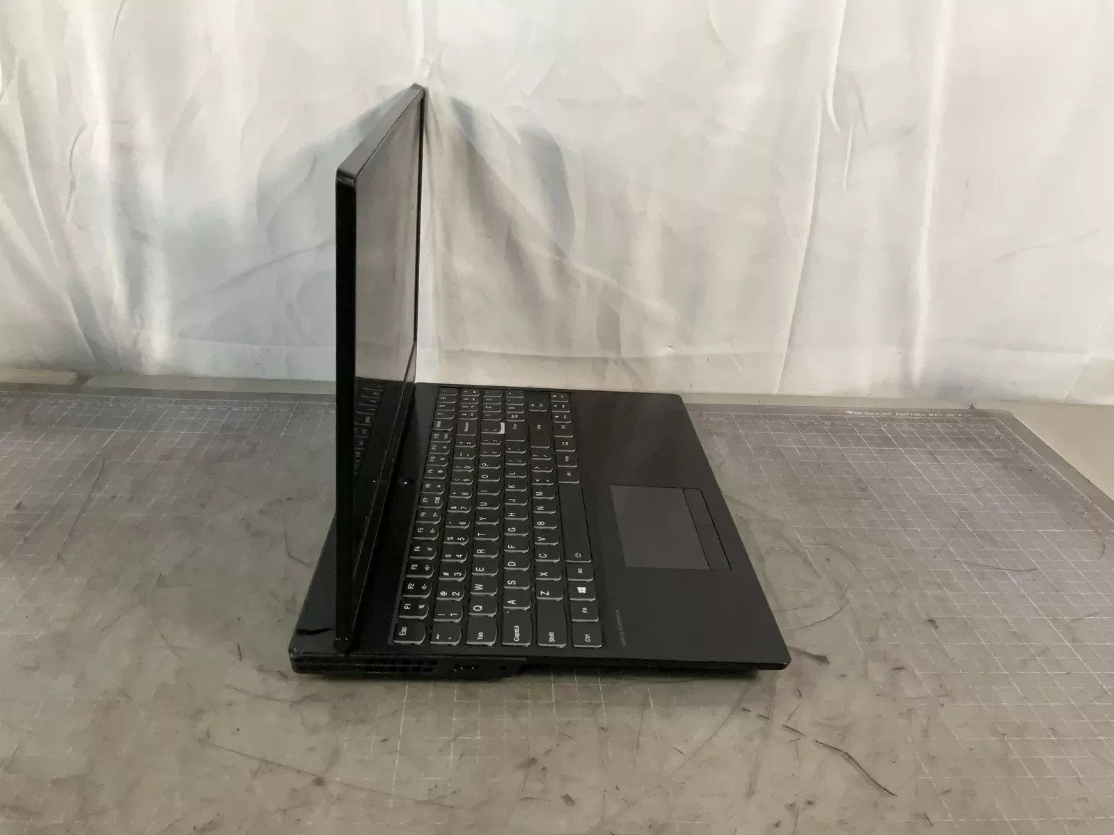 Lenovo Legion Y530 15.6″ Gaming Laptop Intel i7-8750H Nvidia GeForce GTX 1050 Ti