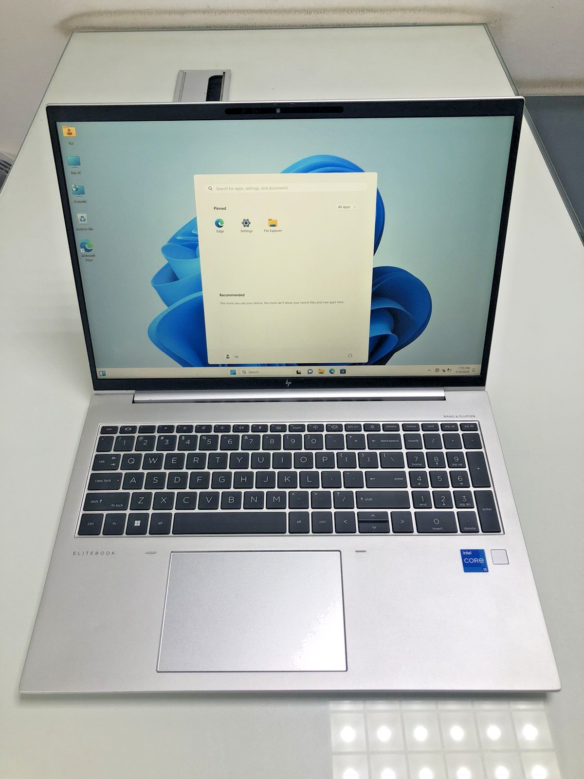 HP EliteBook 860 G9 i5-1235U 16GB 500GB SSD 16” FHD Windows 11 Pro Laptop