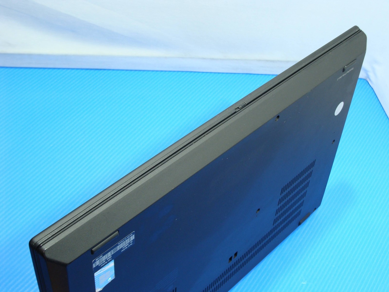 Lenovo ThinkPad P15s Gen2i 15.6″ FHD i7-1165G7 2.8GHz 16GB 512GB NVIDIA T500 4GB