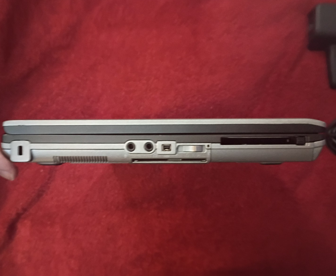 Dell Latitude D630 Intel Core 2 Extreme X9000 – NVIDIA – 4GB RAM – XP Pro – 1TB