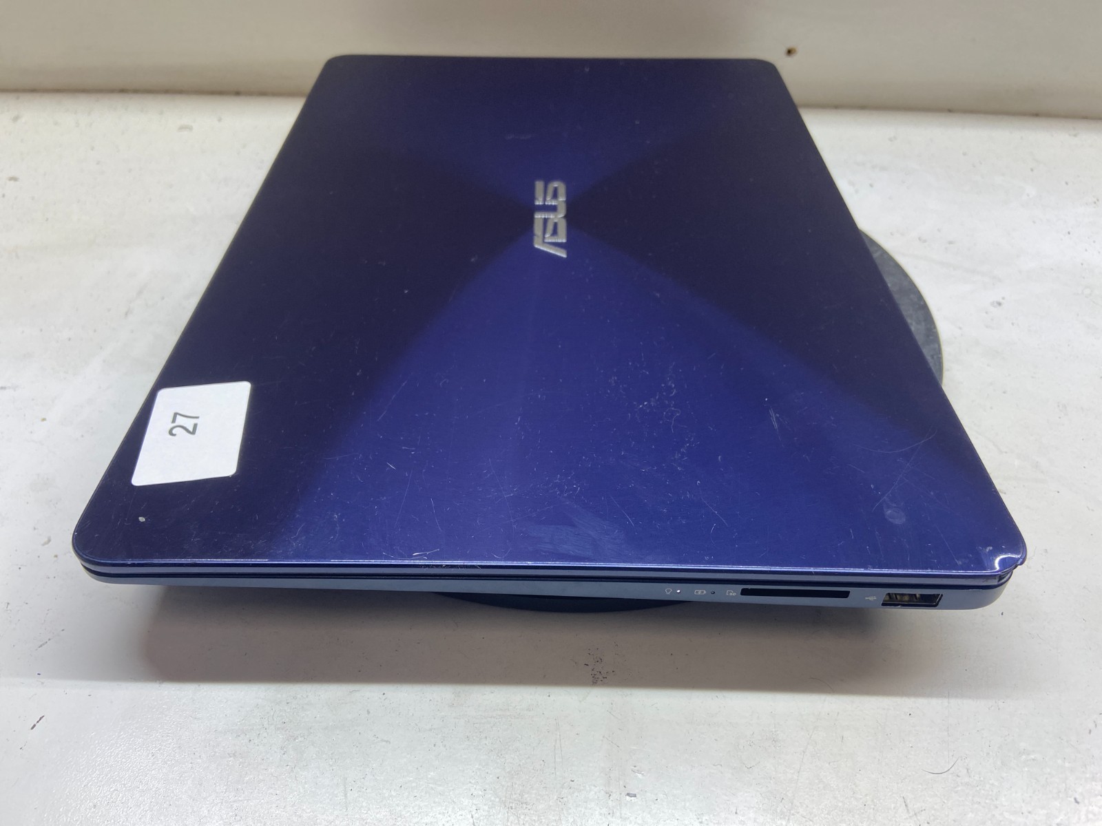 Asus Zenbook UX430U Intel Core i7-7500u 2.7GHz 8GB NO HDD