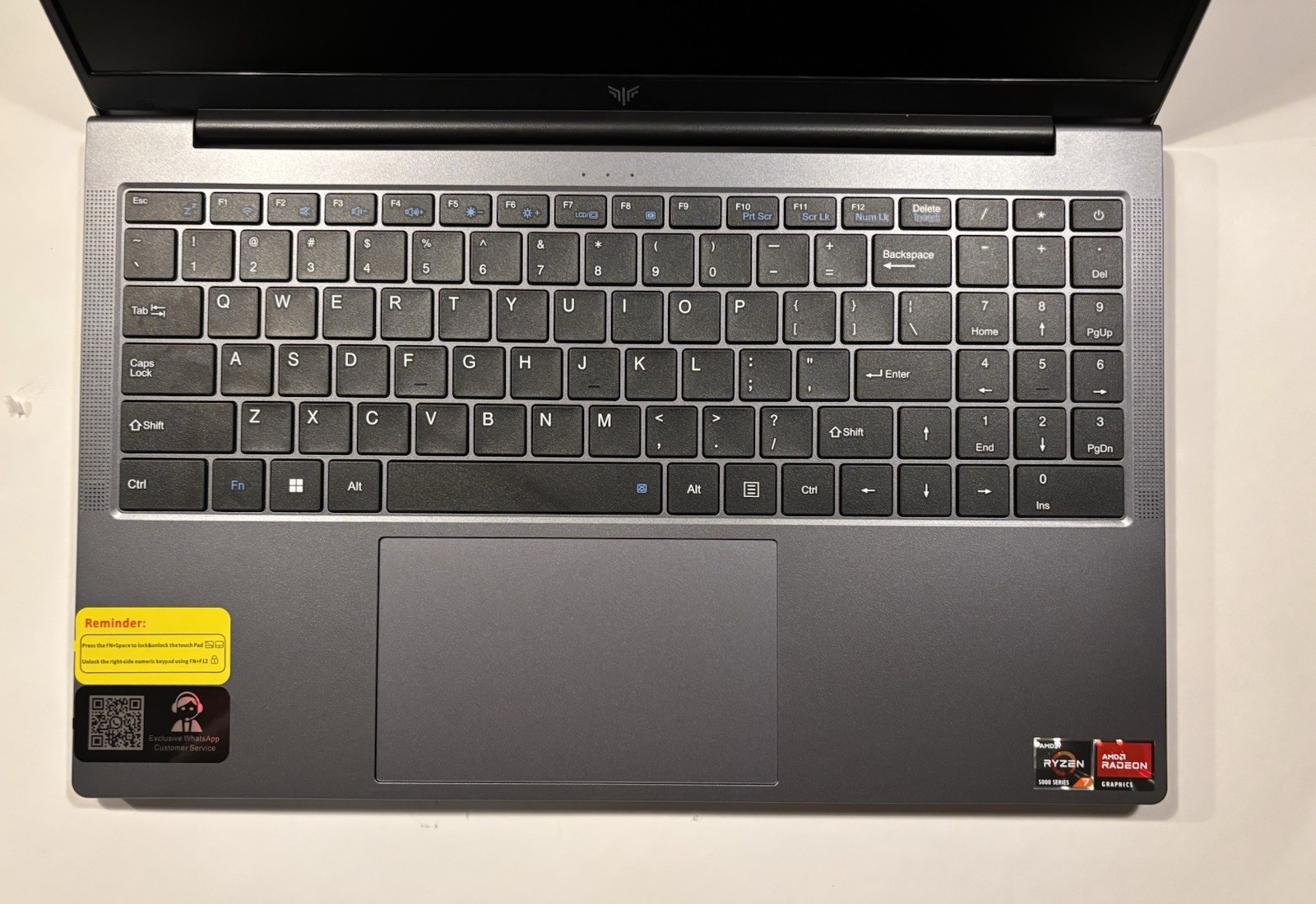 Mallrace Lx15 pro R705700U Laptop Computer READ