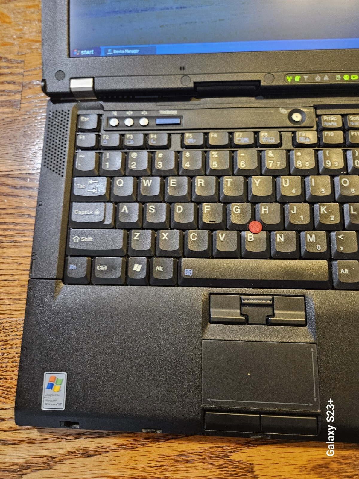 ThinkPad T400 4 GB/250 GB HDD/14″ 1280×800/ Windows XP. Ready to Use