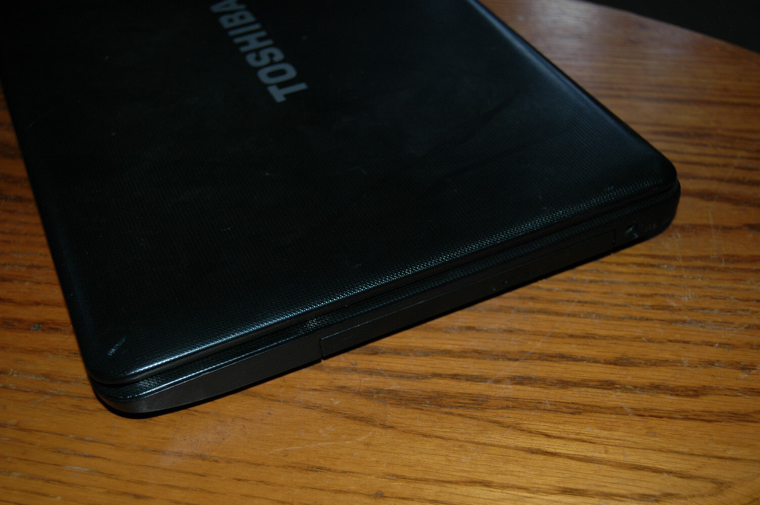 Toshiba Satellite 15.5 Inch Laptop As Parts Repair Dead Gold Recovery Scrap